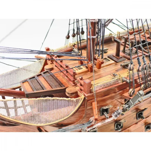 Model broda HMS Victory L80 
