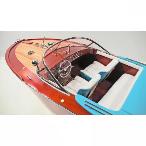 Riva Aquarama obojeni model