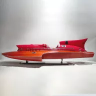 Ferrari model hidroaviona broda