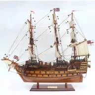 Model jedrenjaka HMS Victory